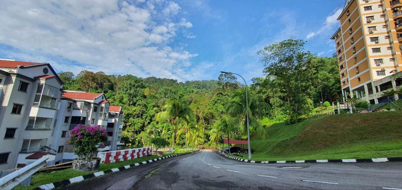 Hilltop Greenview Residence Batu Caves Selayang Exterior foto